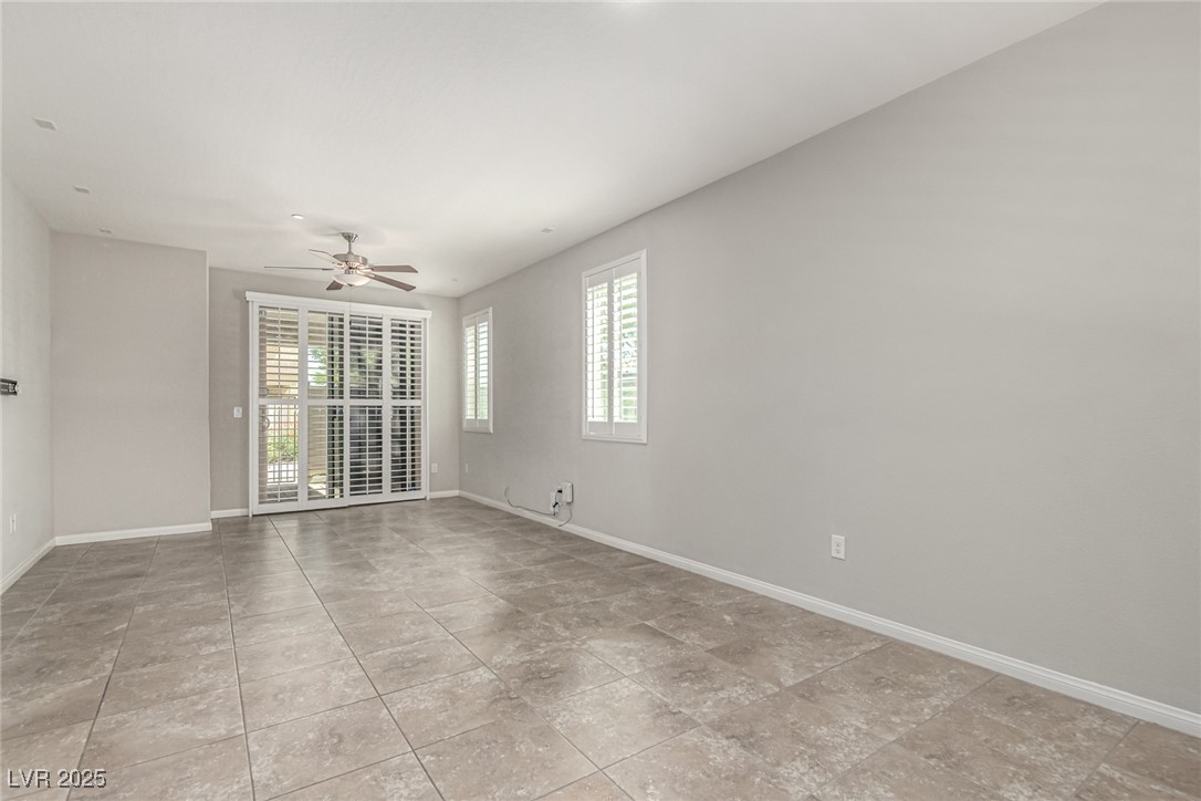 6145 Scarlet Leaf Street Property Photo 5