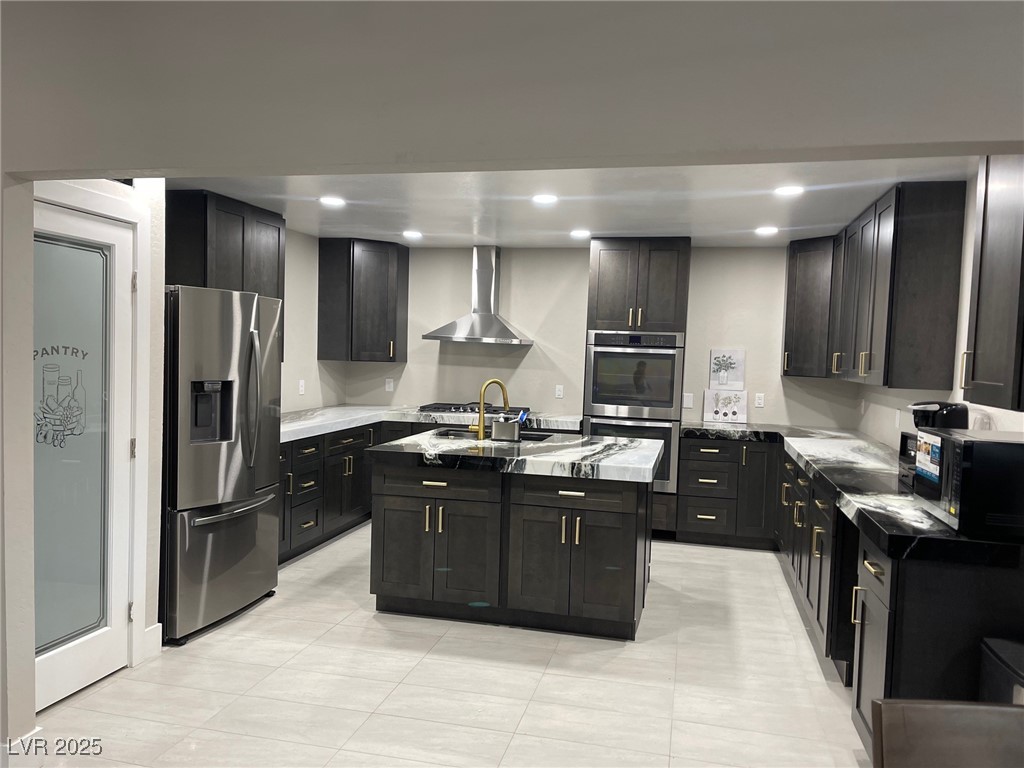 2528 Tournament Street Property Photo 1