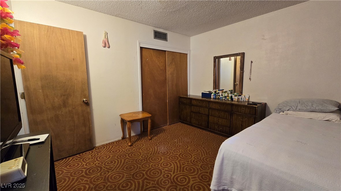 5209 Del Monte Avenue Property Photo 13