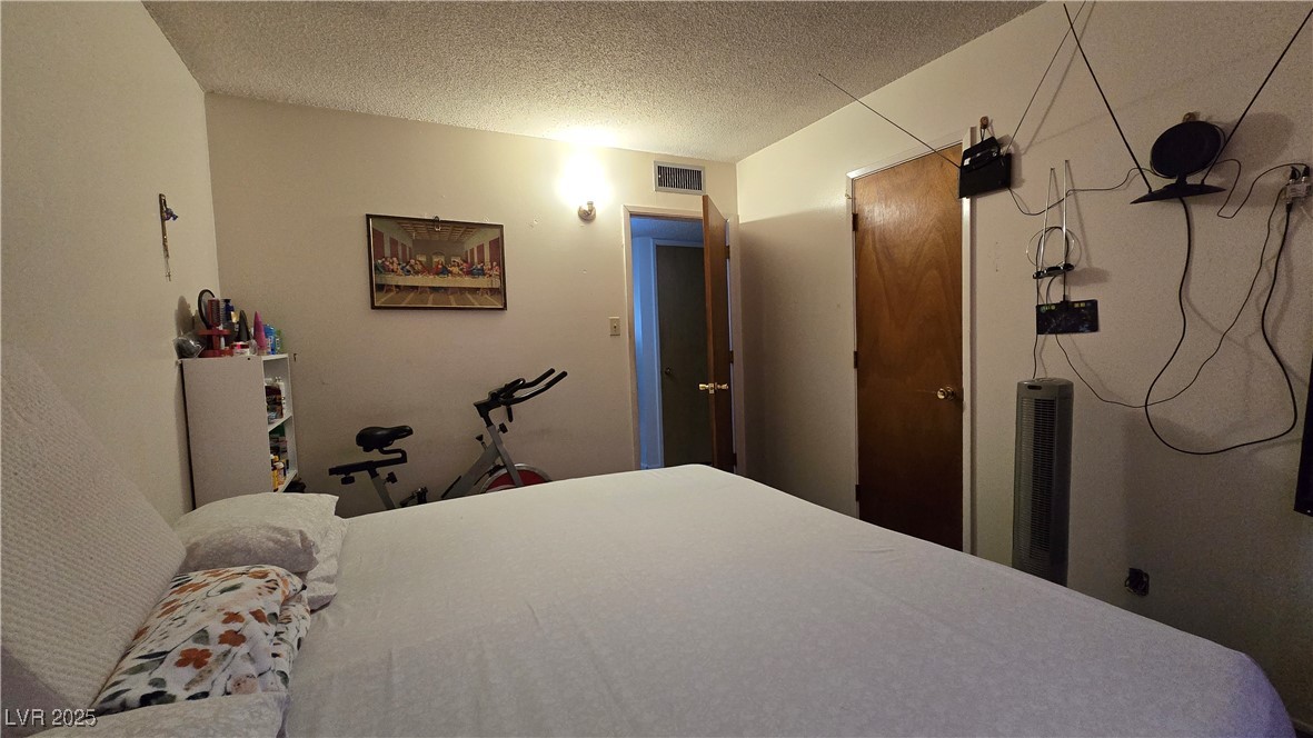 5209 Del Monte Avenue Property Photo 19