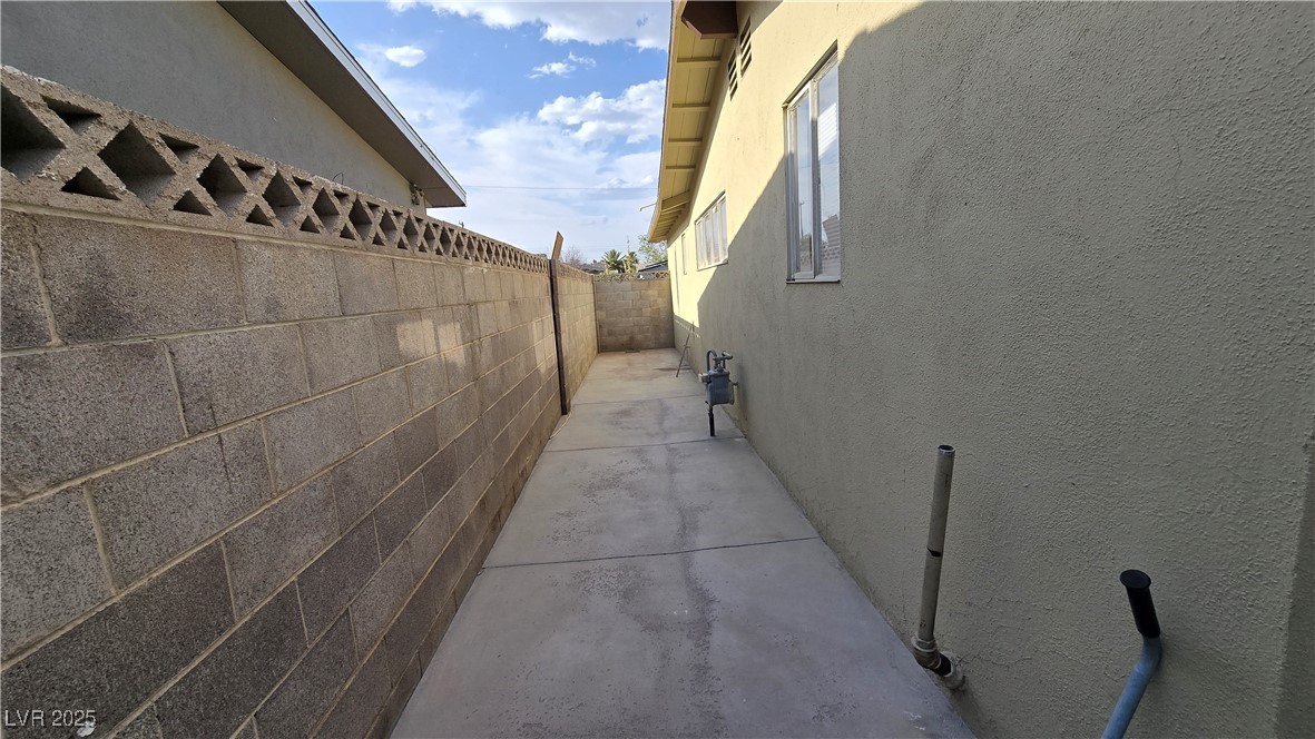 5209 Del Monte Avenue Property Photo 30