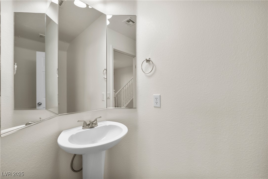 4351 Hera Temple Avenue Property Photo 17