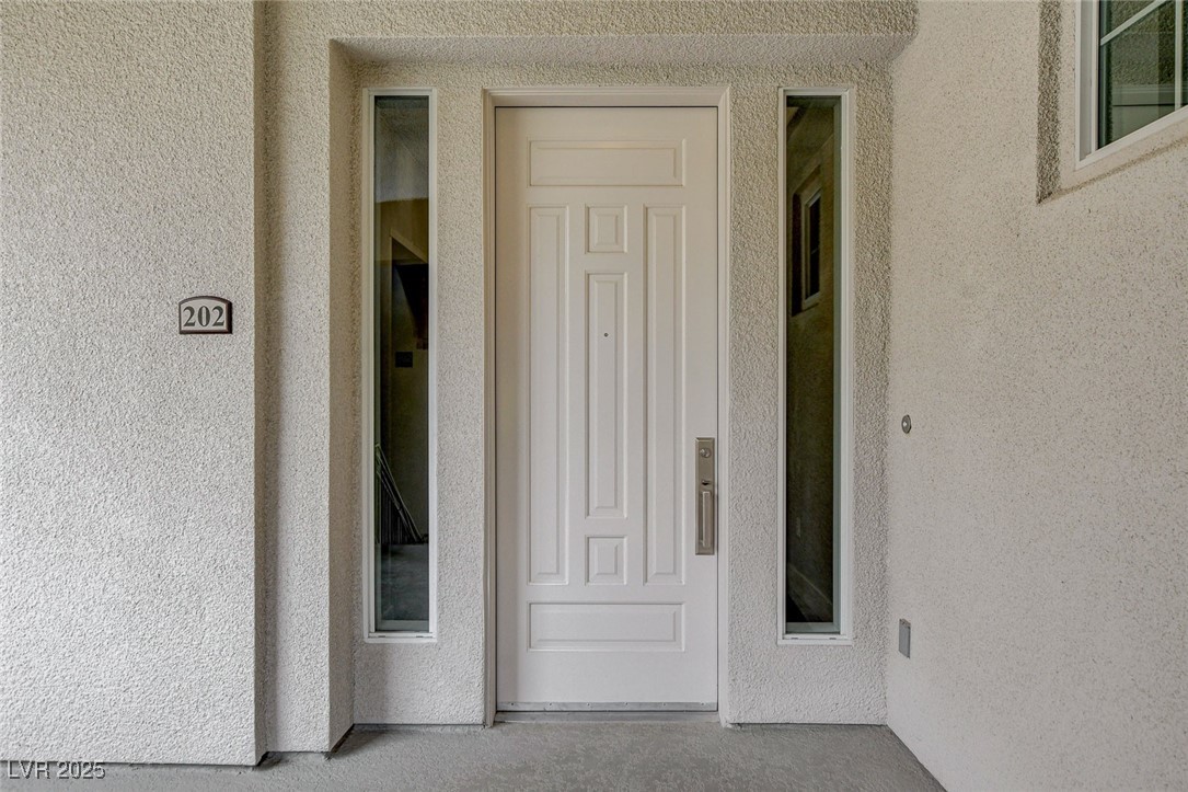 9220 Tesoras Drive 202 Property Photo 4