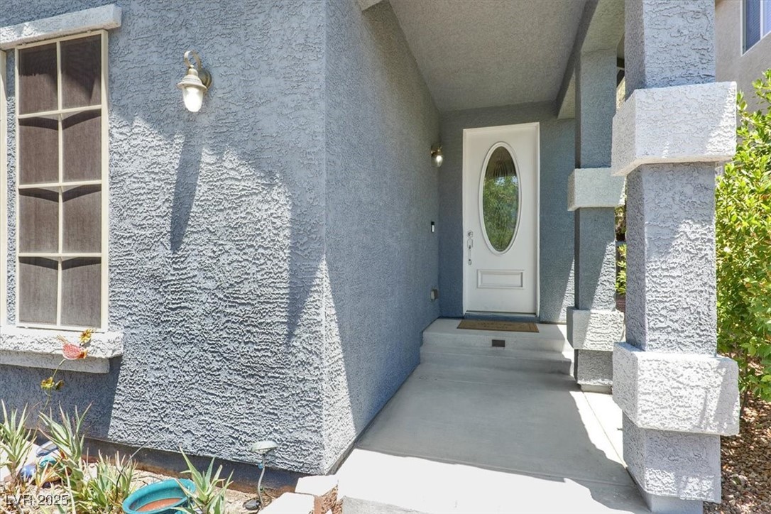 9408 Ironsend Street Property Photo 4