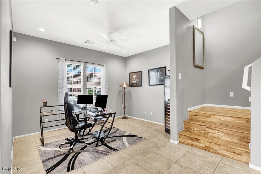 9408 Ironsend Street Property Photo 19