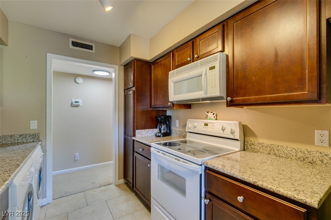 668 Oakmont Avenue 1715 Property Photo 16