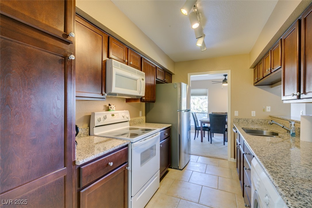 668 Oakmont Avenue 1715 Property Photo 17