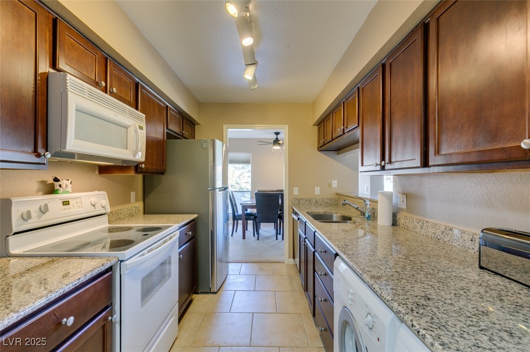 668 Oakmont Avenue 1715 Property Photo 19