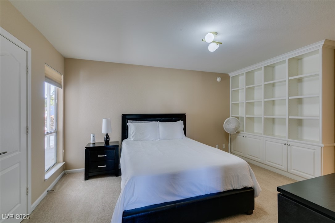 668 Oakmont Avenue 1715 Property Photo 24