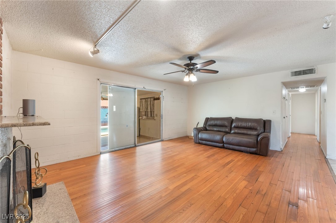 4436 East Ogden Avenue Property Photo 6