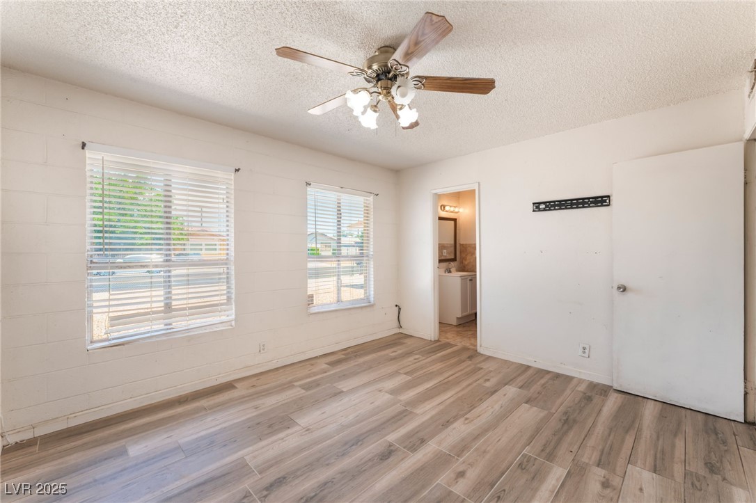 4436 East Ogden Avenue Property Photo 15