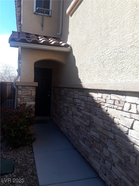 9237 Weeping Water Property Photo 2