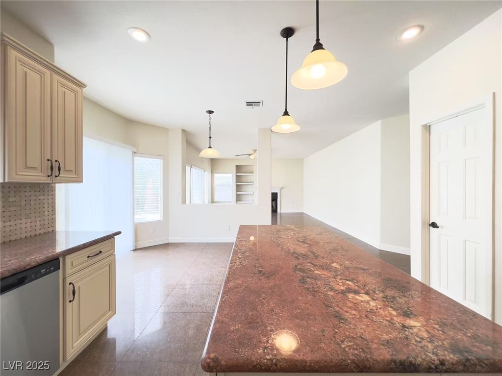 2019 Silverton Drive Property Photo 10