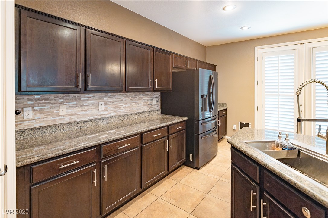 10404 Mystic Pine Road Property Photo 10
