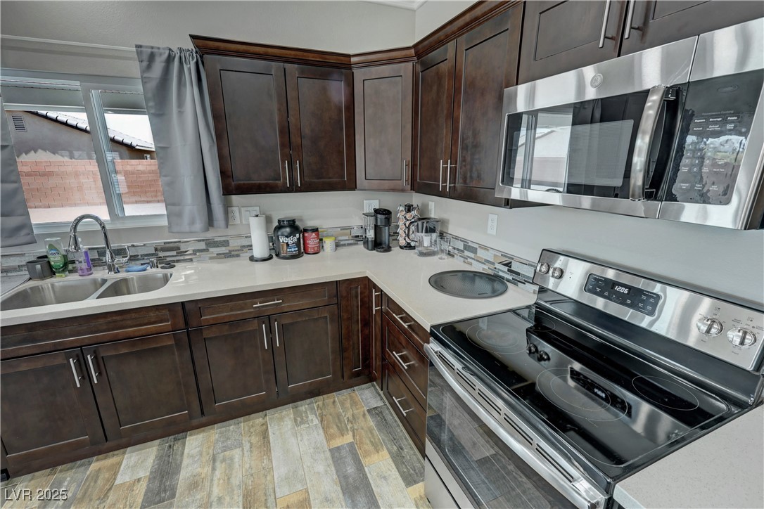 210 Magnolia Boulevard Property Photo 9