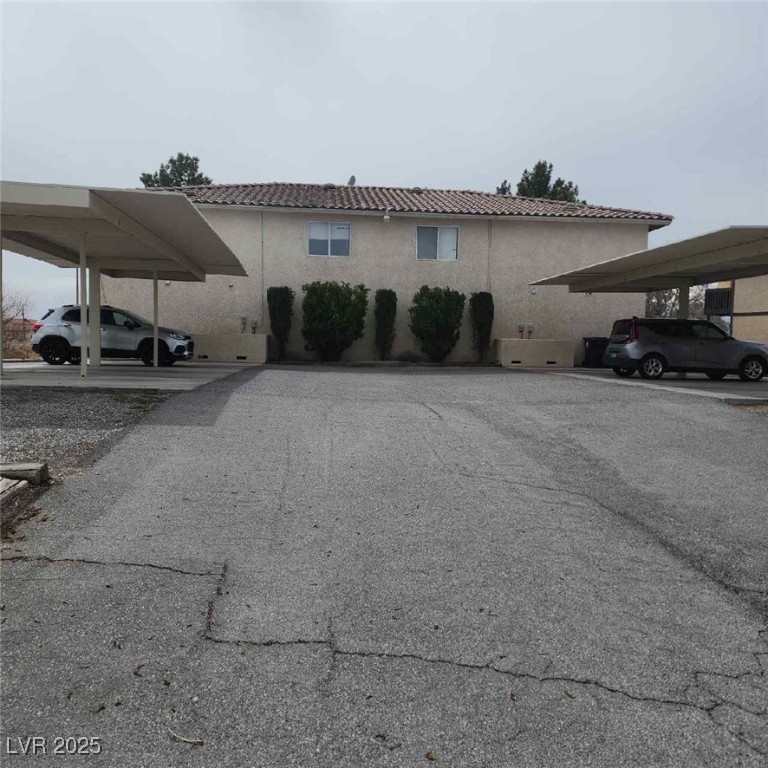 561 East Bourbon Street Property Photo 1