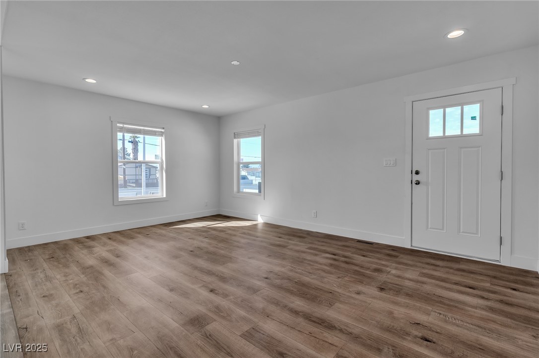 6138 East Carey Avenue Property Photo 6