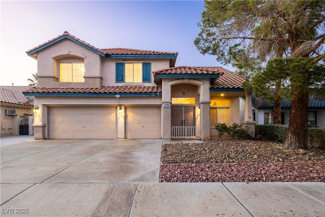 1206 Evening Canyon Avenue Property Photo 1