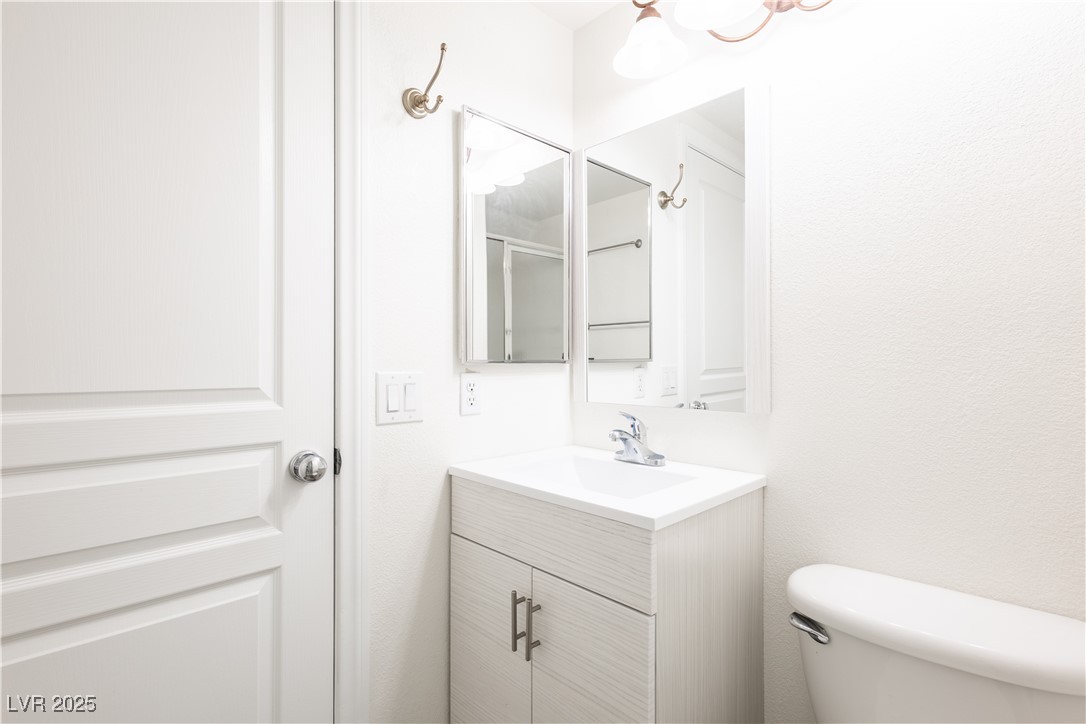 1206 Evening Canyon Avenue Property Photo 8