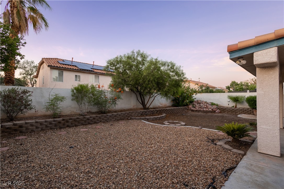 1206 Evening Canyon Avenue Property Photo 11