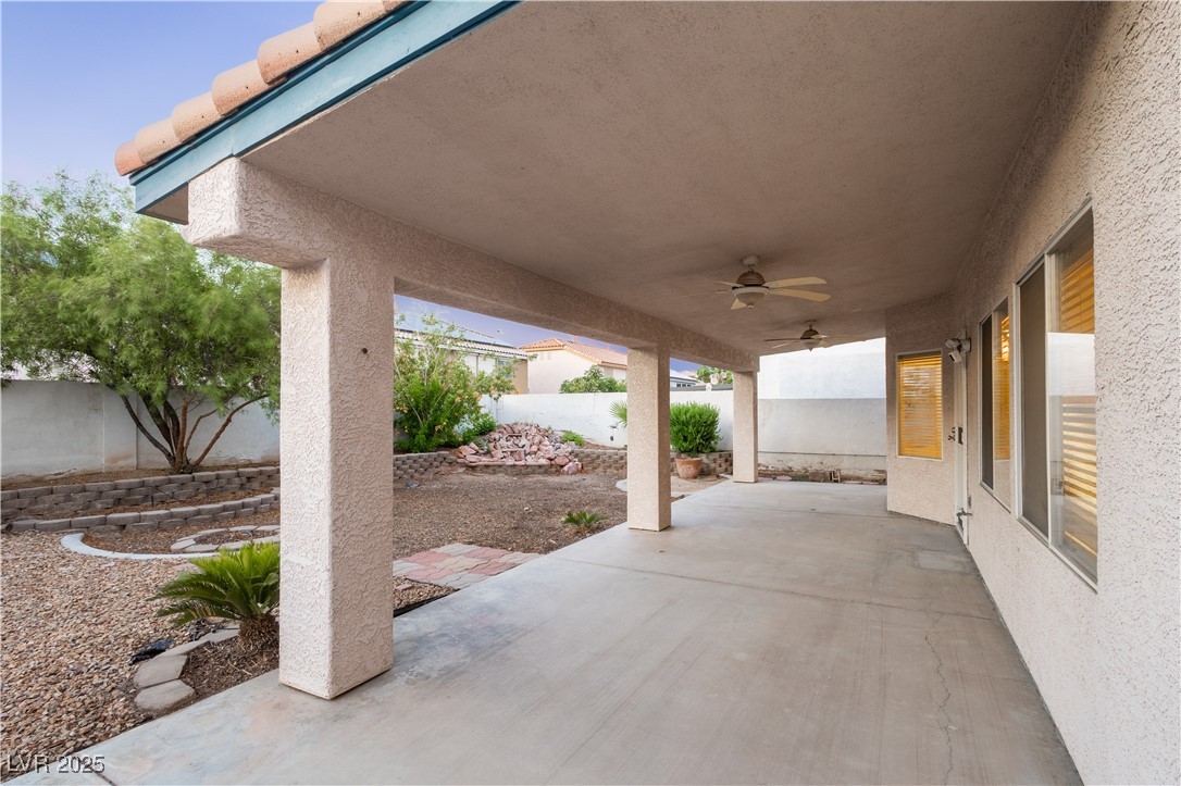 1206 Evening Canyon Avenue Property Photo 14