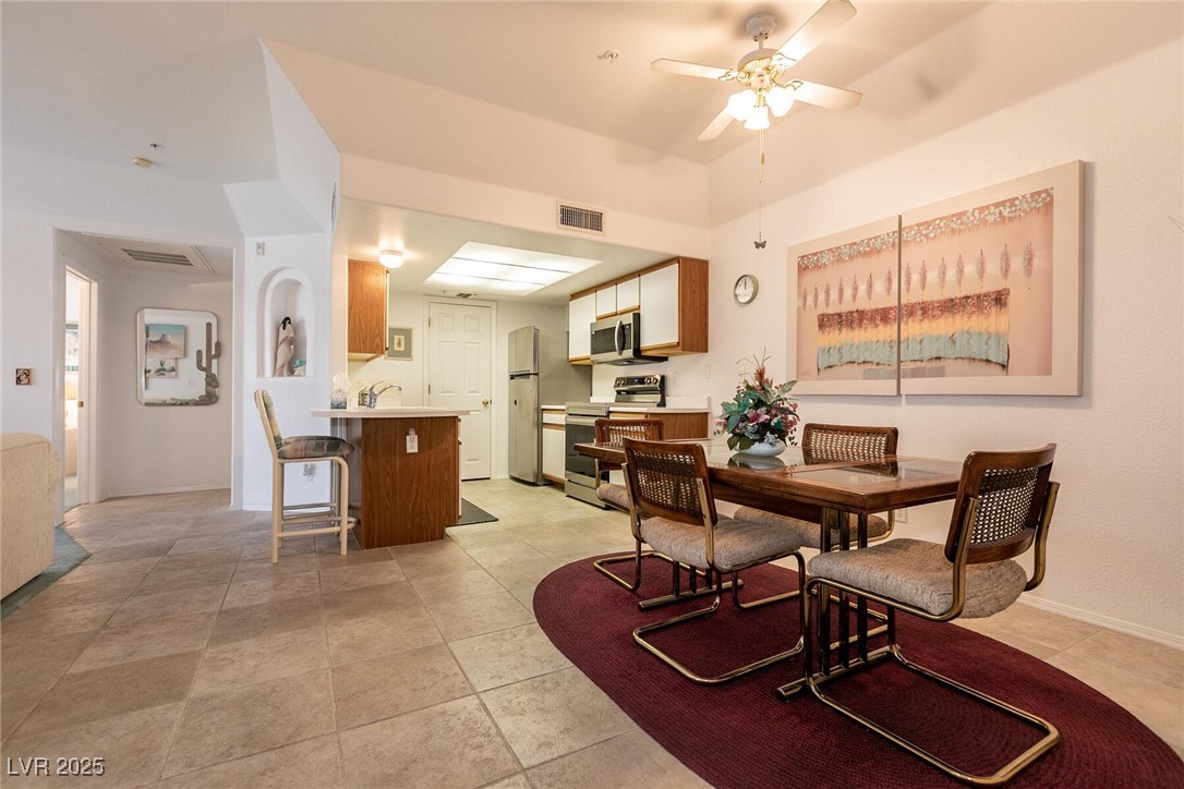 3550 Bay Sands Drive 3089 Property Photo 5