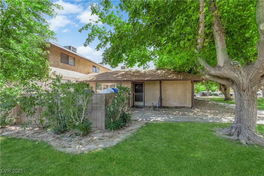 5083 Village Drive Property Photo 1