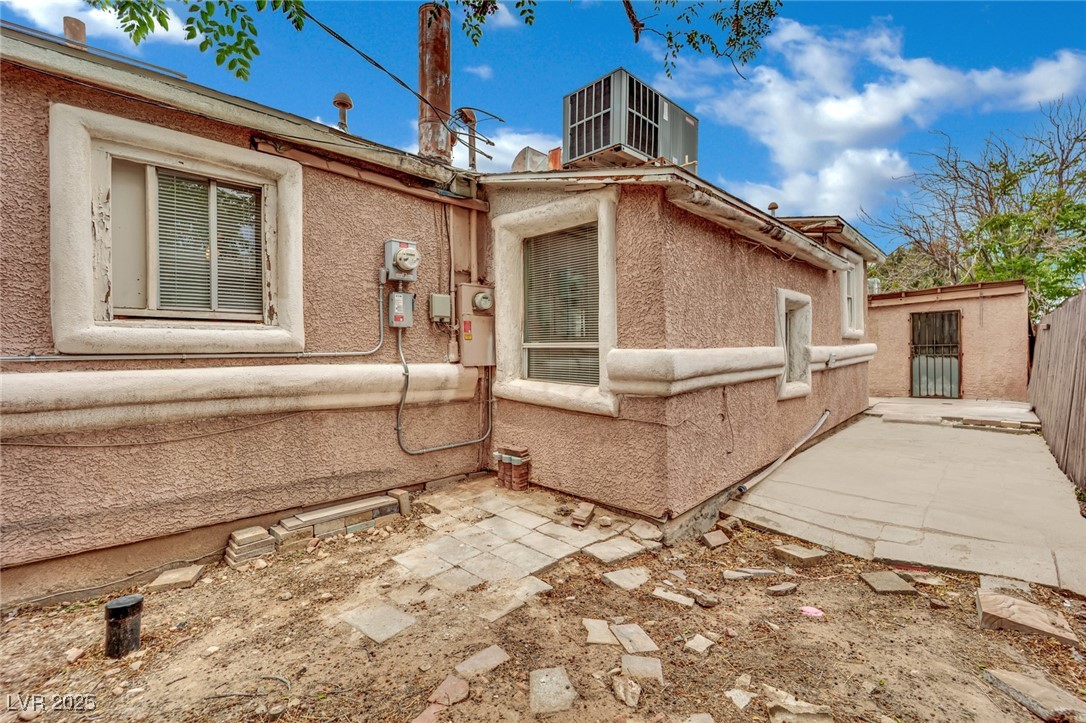 75 North 27th Street Property Photo 4