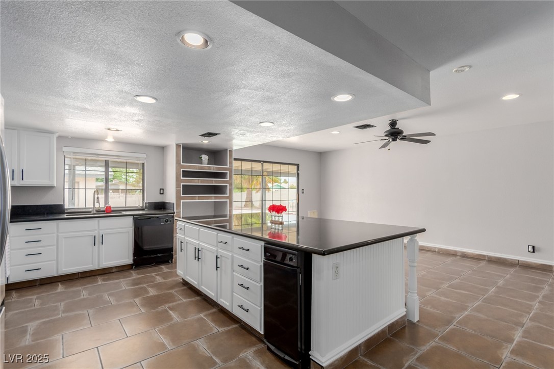 5905 Paseo Montana Property Photo 6
