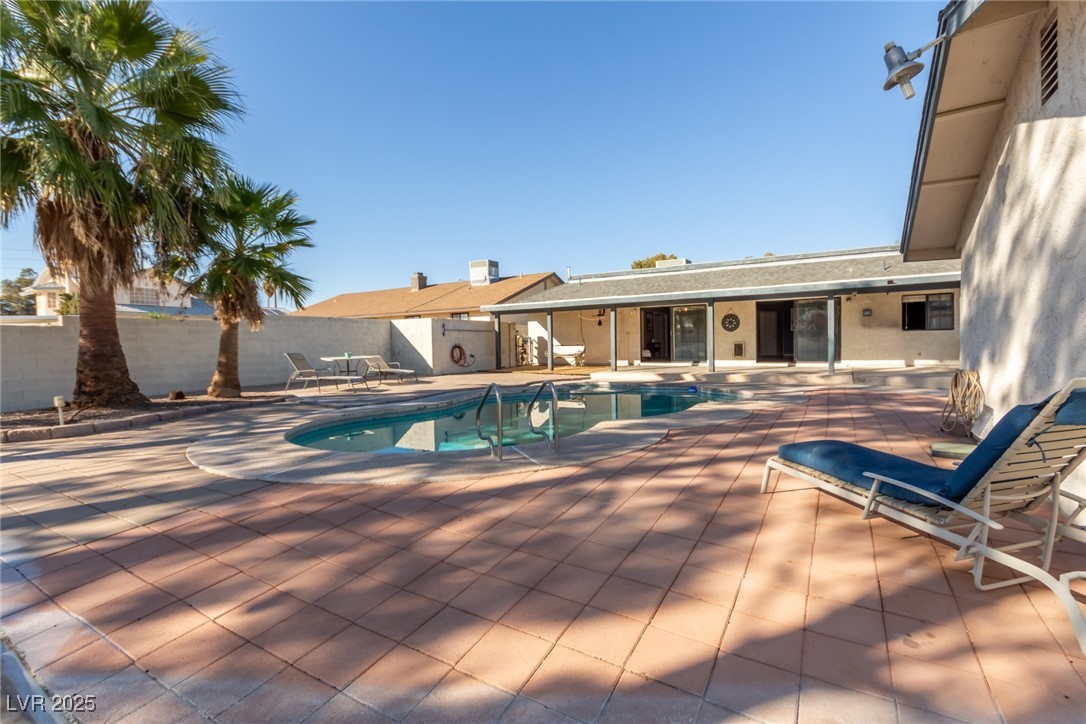 5905 Paseo Montana Property Photo 31