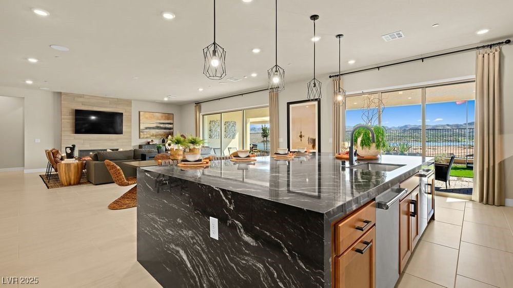 227 Paraggi Bay Drive Property Photo 30