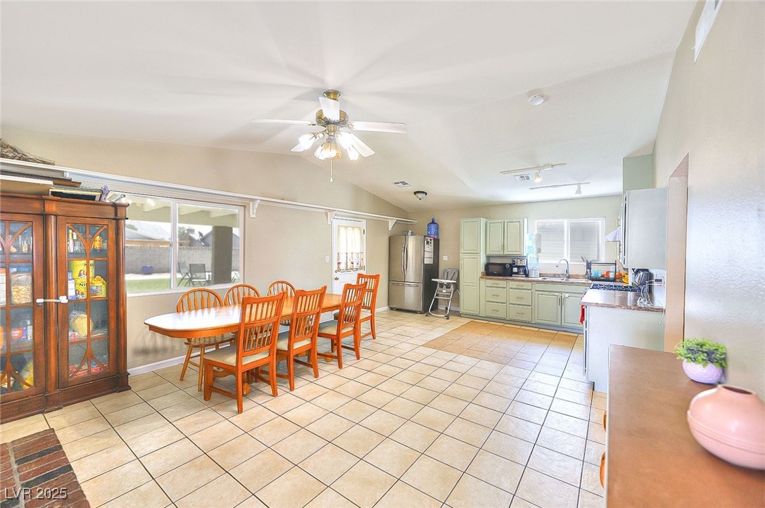 706 Red Lake Way Property Photo 15