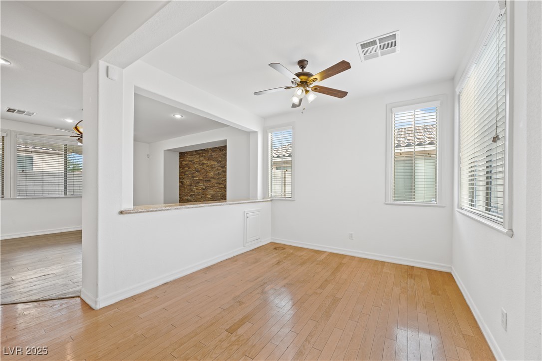 5526 Spruce Hill Court Property Photo 6