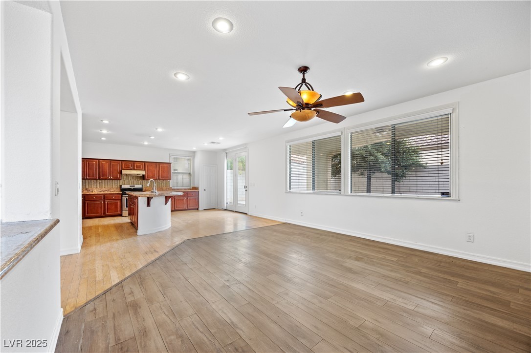 5526 Spruce Hill Court Property Photo 8