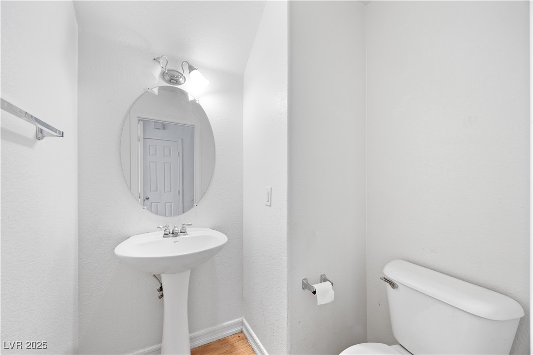 5526 Spruce Hill Court Property Photo 13
