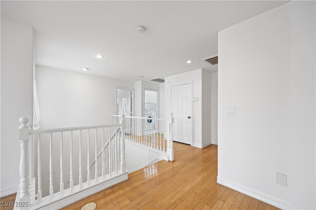 5526 Spruce Hill Court Property Photo 17