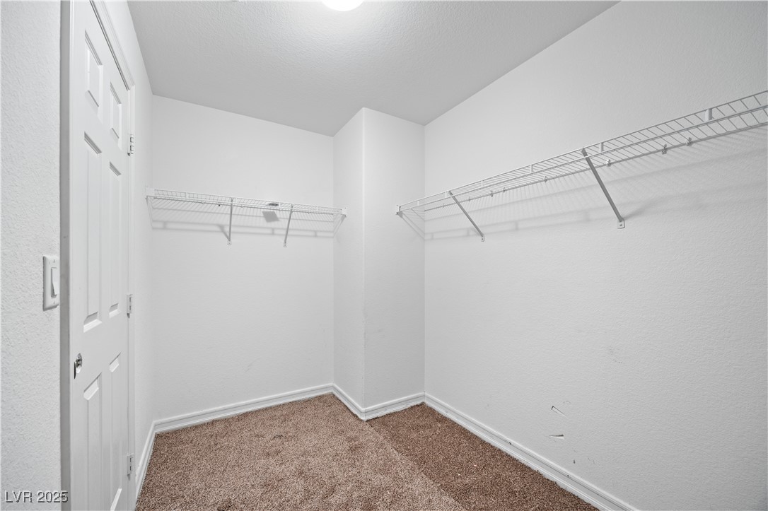5526 Spruce Hill Court Property Photo 24