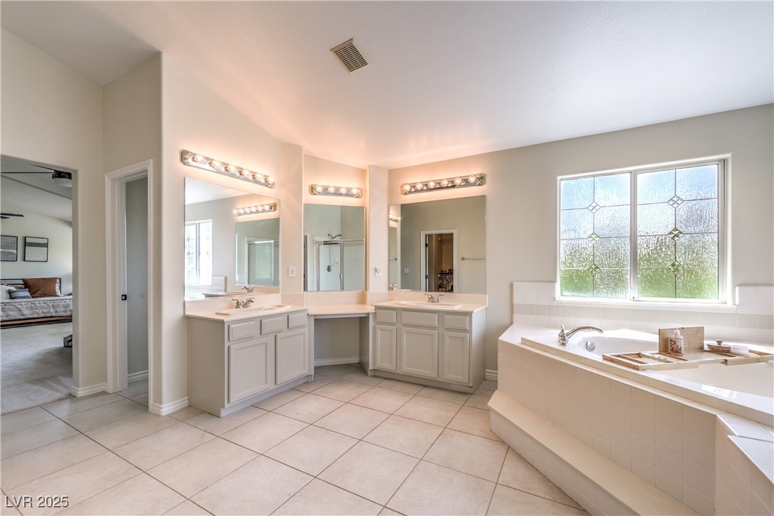 4737 Barcelona Ridge Court Property Photo 32