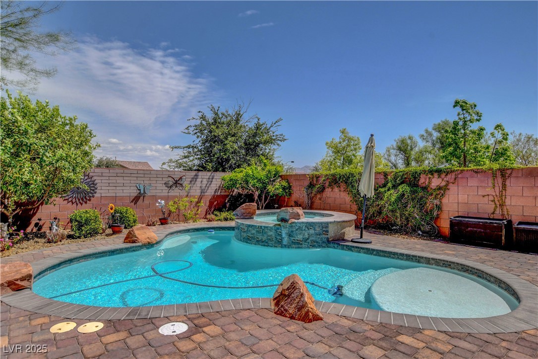 10656 Hyde Corner Avenue Property Photo 1