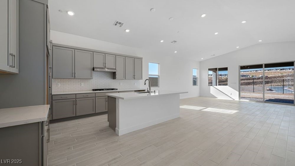 218 Piazzetta Place Property Photo 6