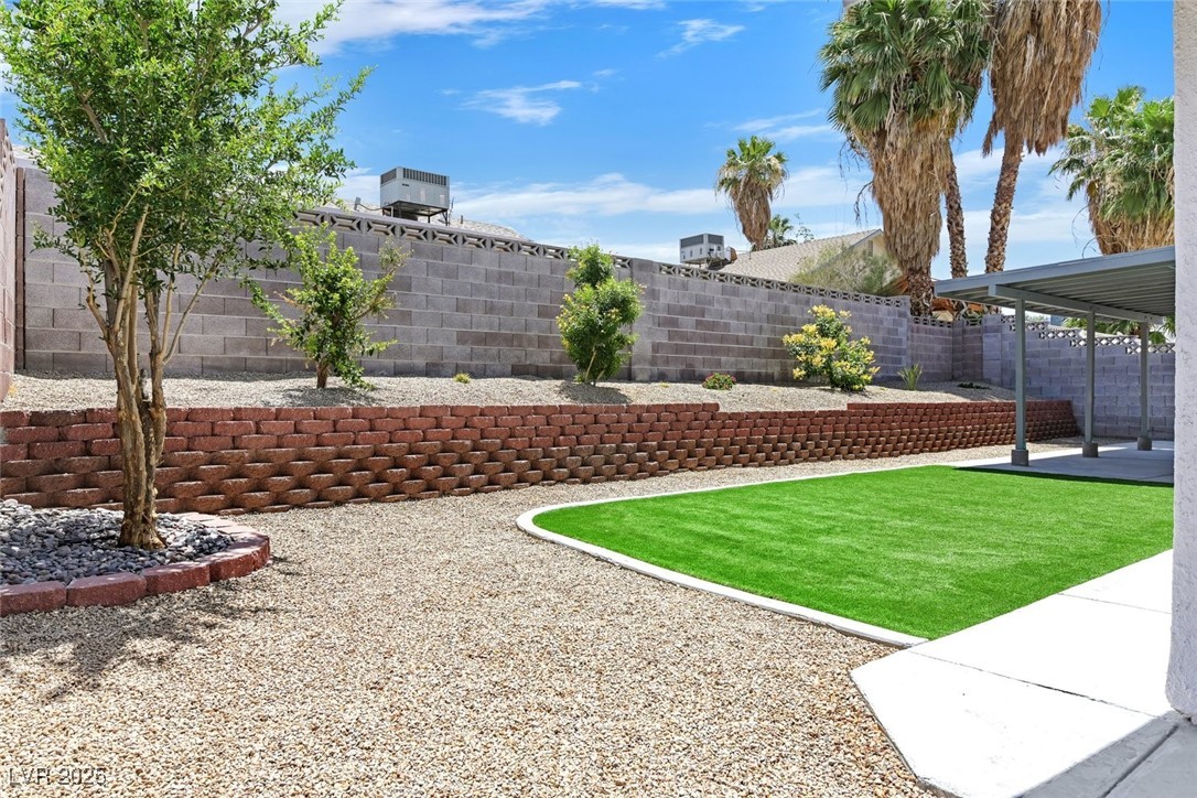 Property Photo 24