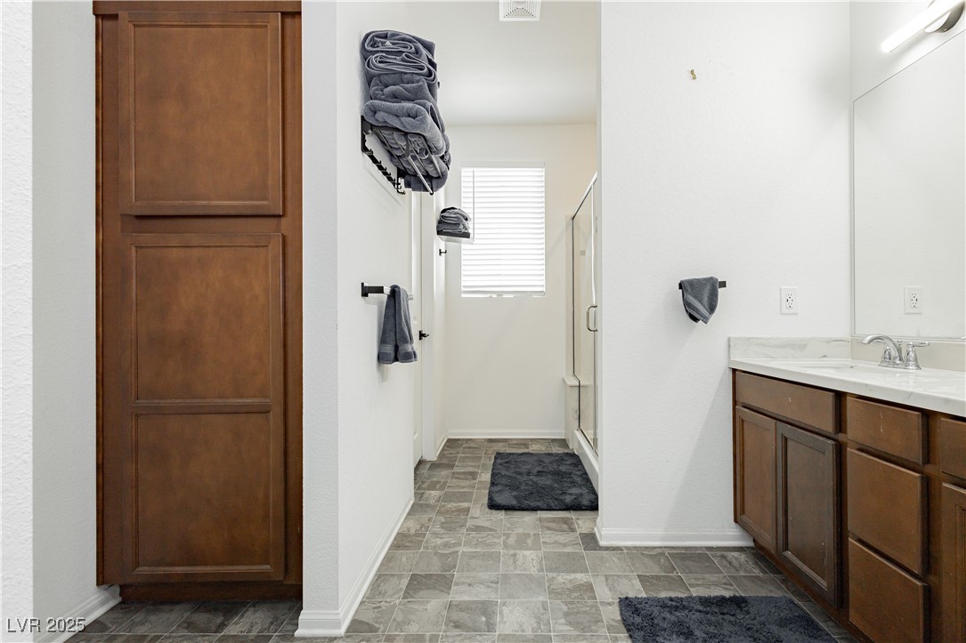 10429 Rose Palisade Street Property Photo 10