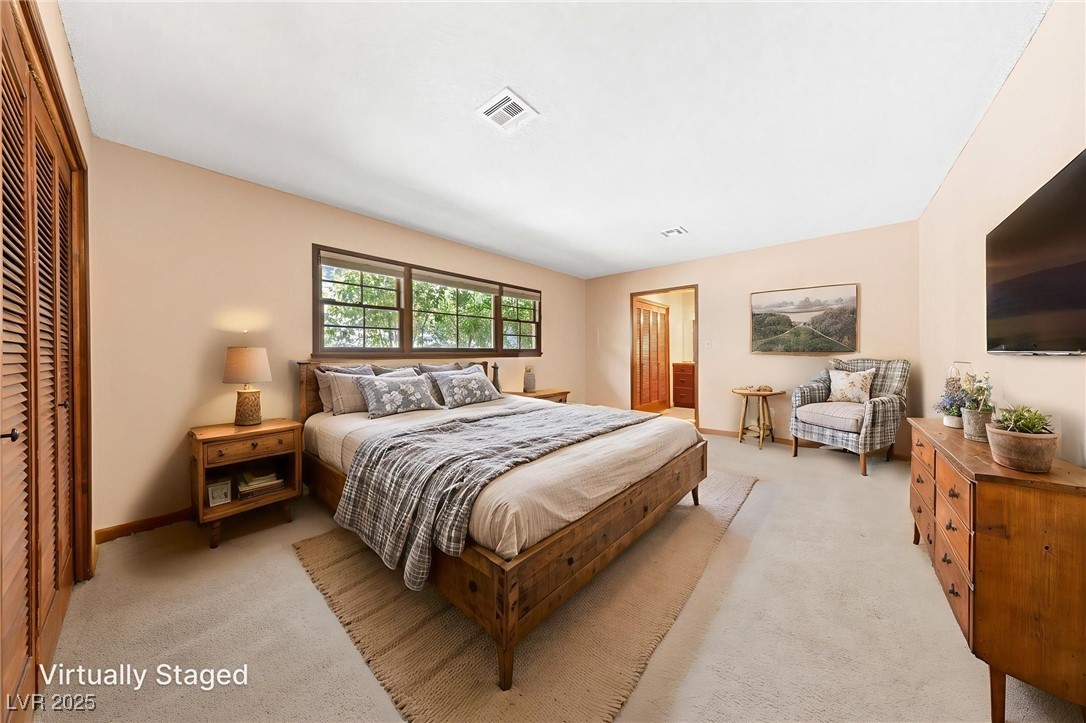2400 Llewellyn Drive Property Photo 23