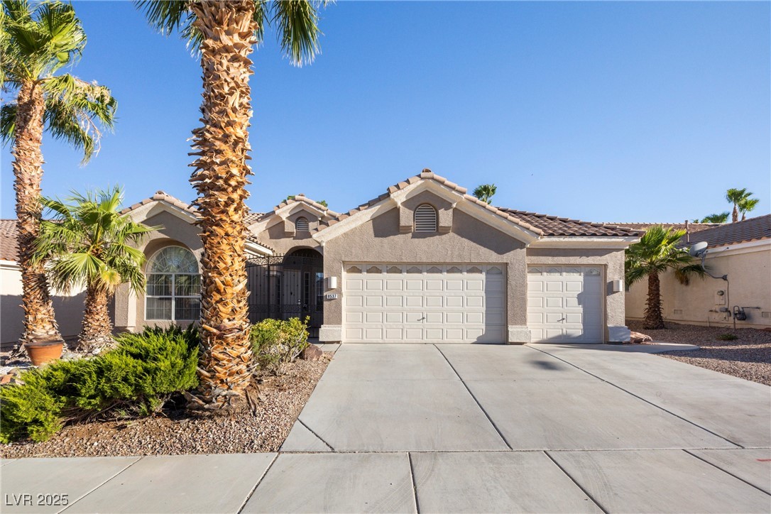 8537 Highland View Avenue Property Photo 1
