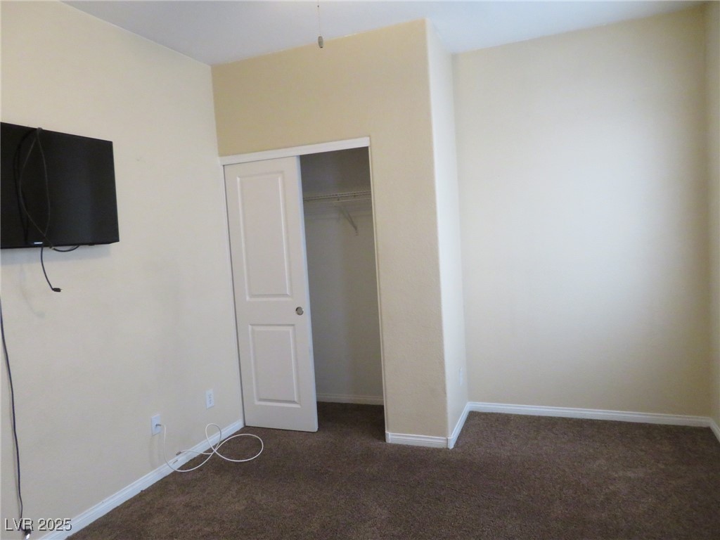 9342 Autumn View Avenue Property Photo 7