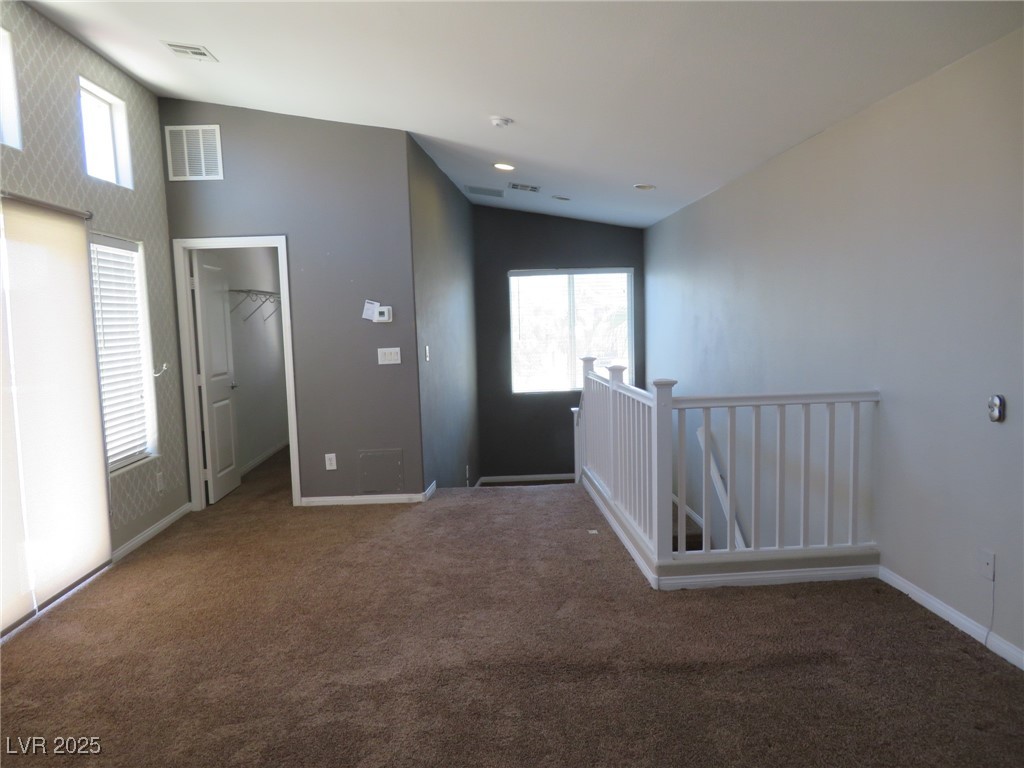 9342 Autumn View Avenue Property Photo 15
