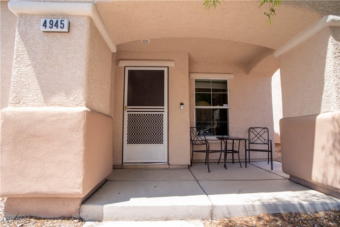 4945 Volcanic Rock Lane Property Photo 4