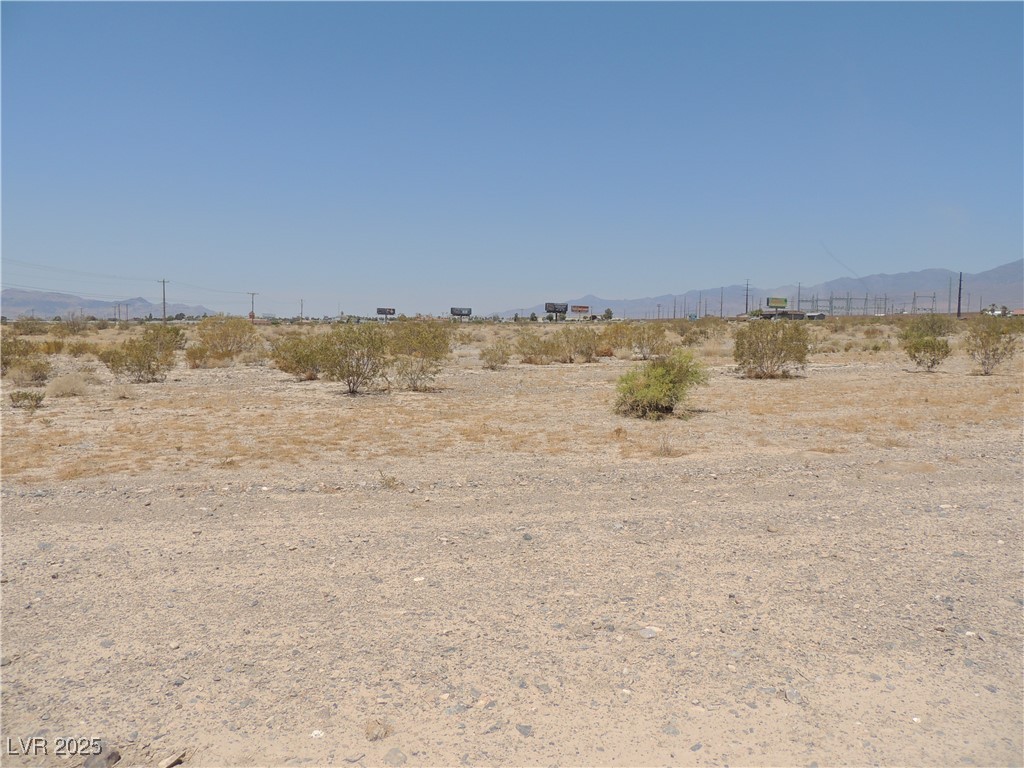 2400 East Flintstone Street Property Photo 2