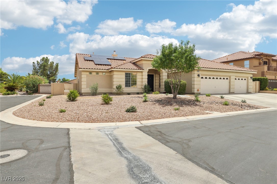 9410 Stone Castle Way Property Photo 7