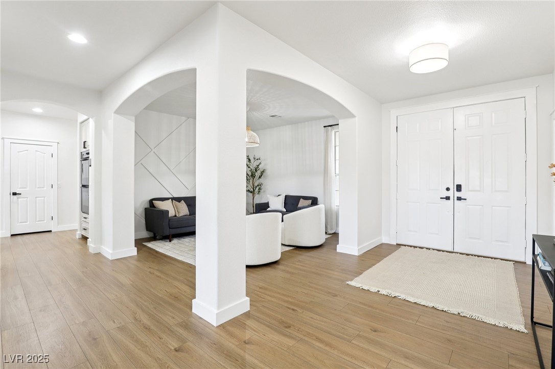 9410 Stone Castle Way Property Photo 11